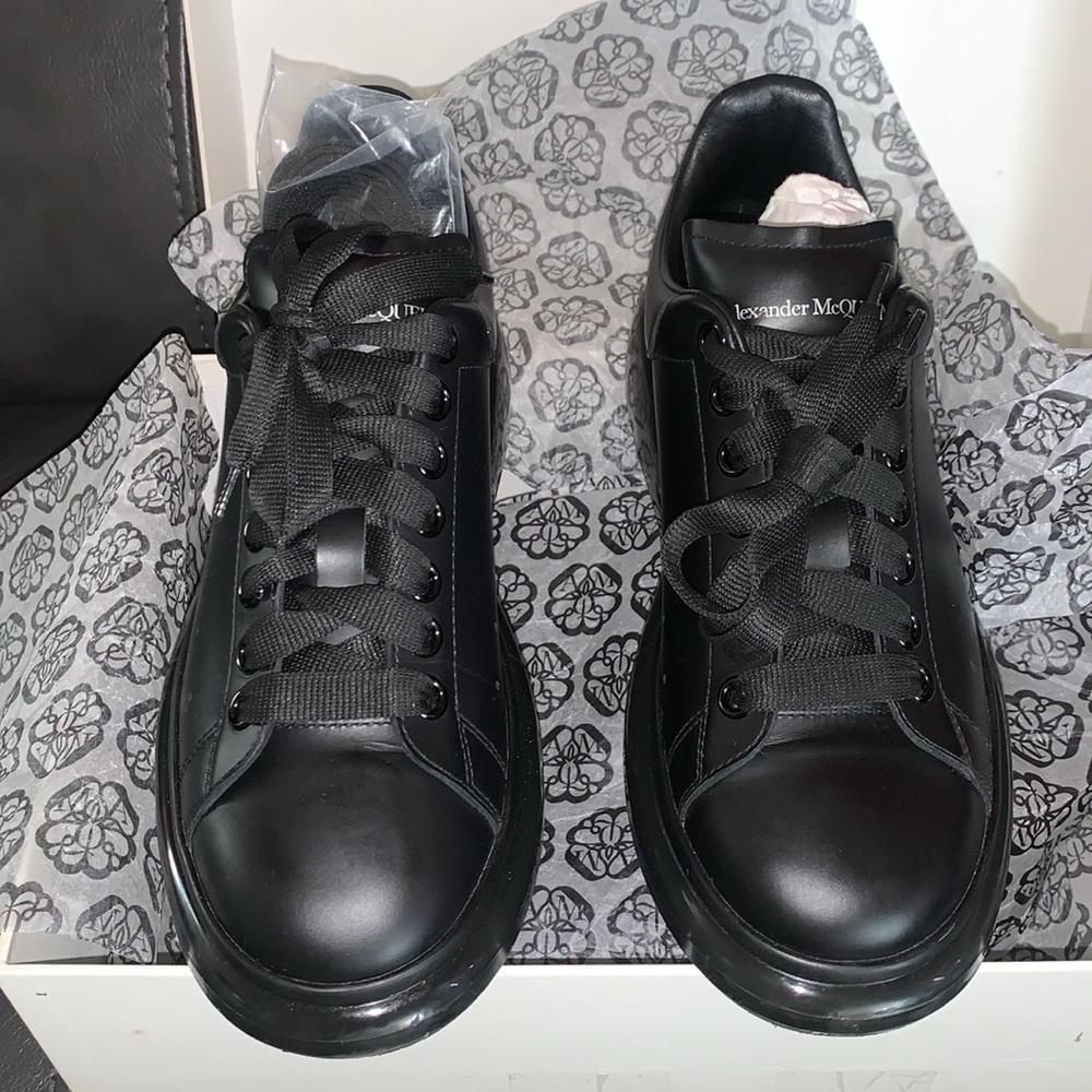 Alexander McQueen bubble